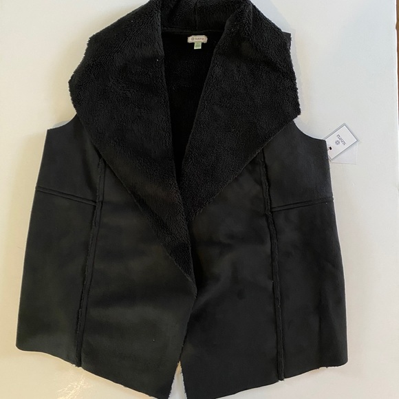 Susina Jackets & Blazers - SUSINA Faux Shearling Faux Suede Vest, Sz. L
